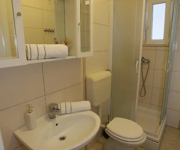 Affittacamere Kresan 3*