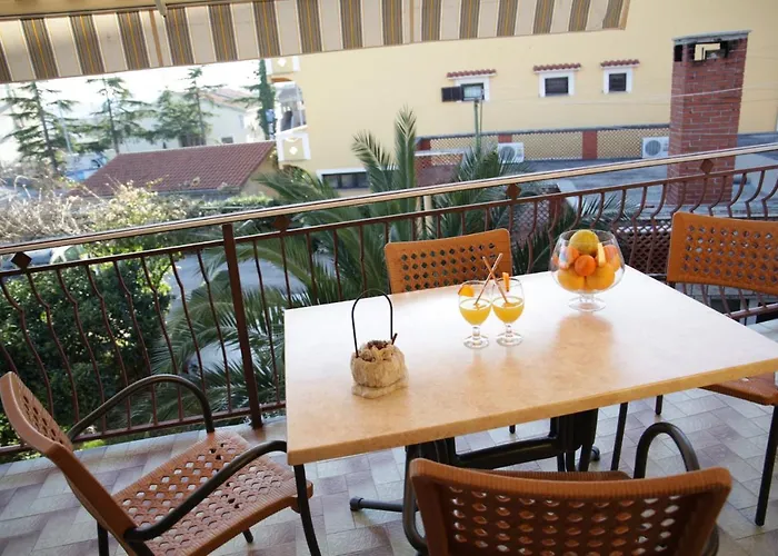 Kresan Affittacamere 3*